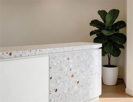 Application of Shinestone Composite Acrylic Sheets in Electronic and Medical Fields