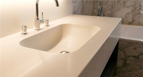 High-end private residence &ndash; warm and luxurious kitchen and bathroom space
